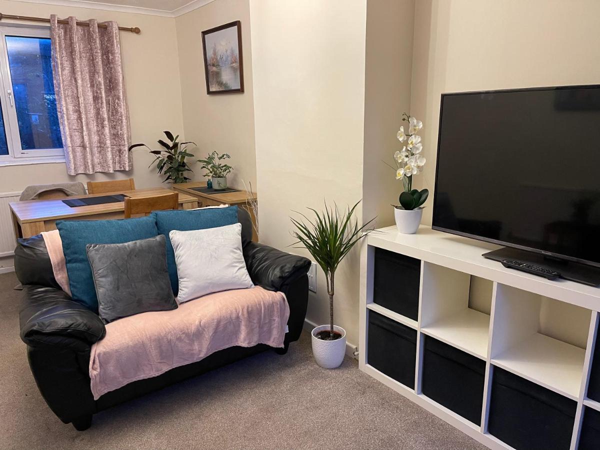 St Ives, King Bed Cosy Home, Parking, Fast Wi Fi St Ives  Kültér fotó