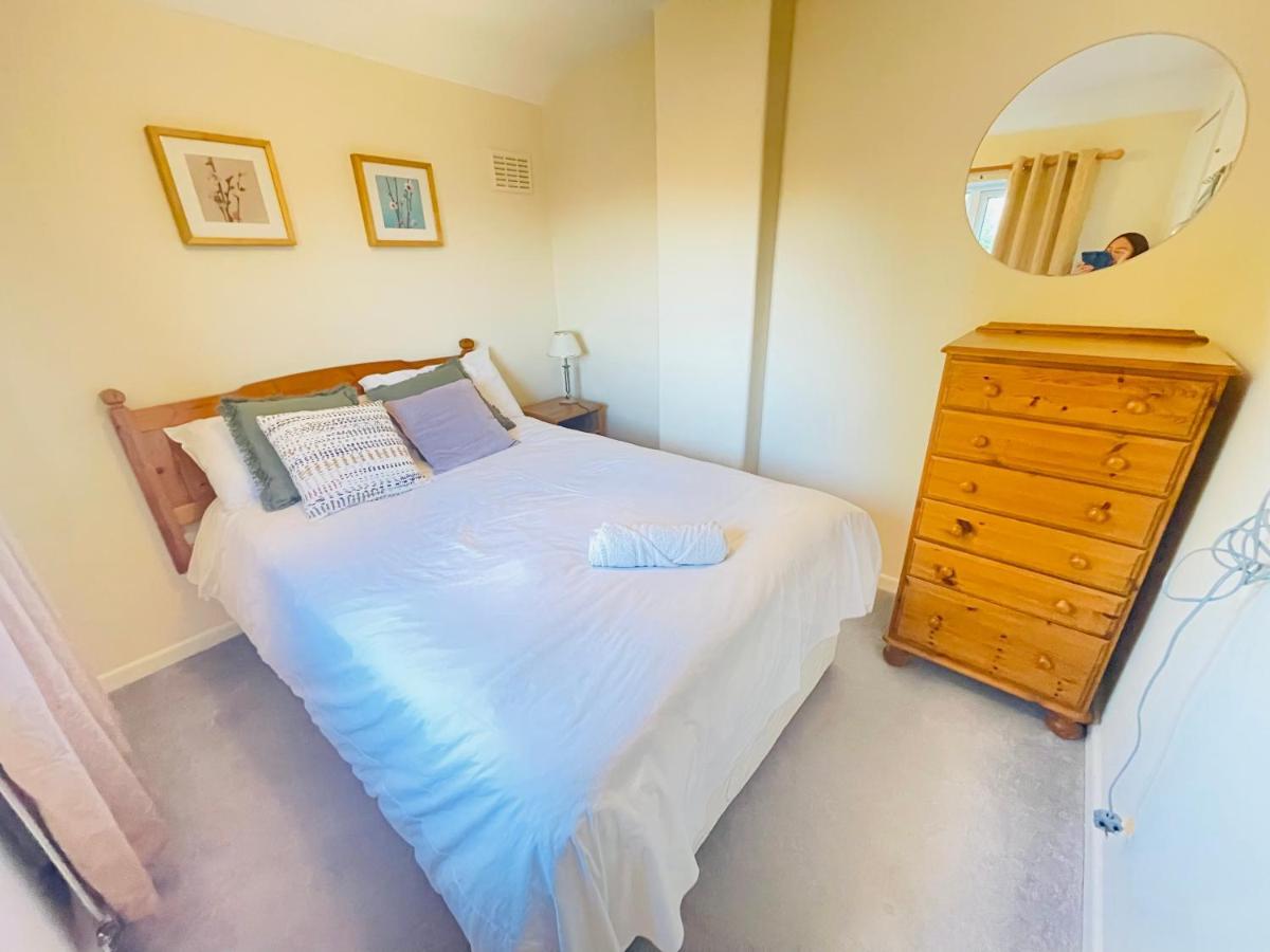 St Ives, King Bed Cosy Home, Parking, Fast Wi Fi St Ives  Kültér fotó