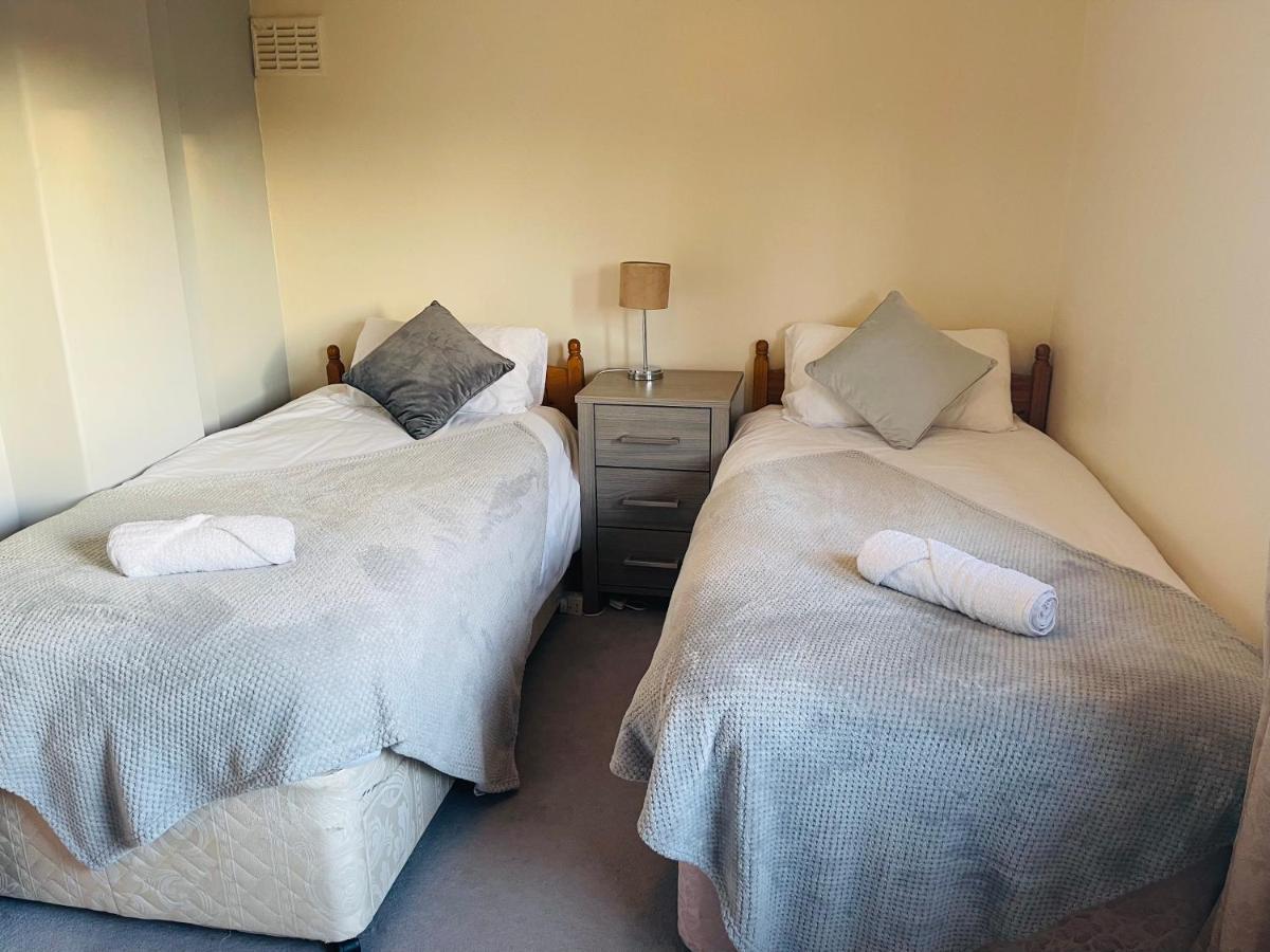 St Ives, King Bed Cosy Home, Parking, Fast Wi Fi St Ives  Kültér fotó